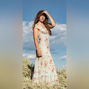 Floral V-Neck Maxi Dress in Light Blue and Pink